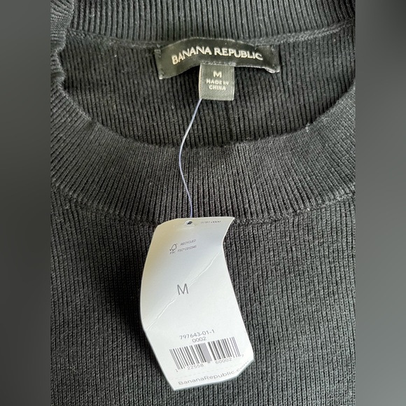 Banana Republic sweater - Picture 2 of 3